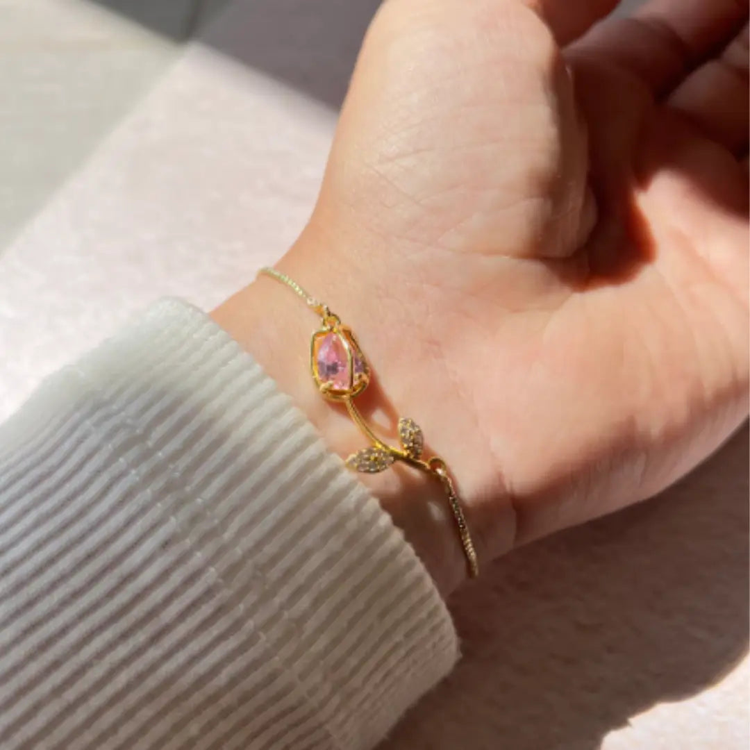 El Regalo Perfecto 💝 Collar + Pulsera Blanca Tulipán con Caja de Regalo GRATIS